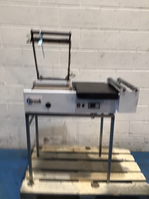 Table Top L Sealer on Stand 