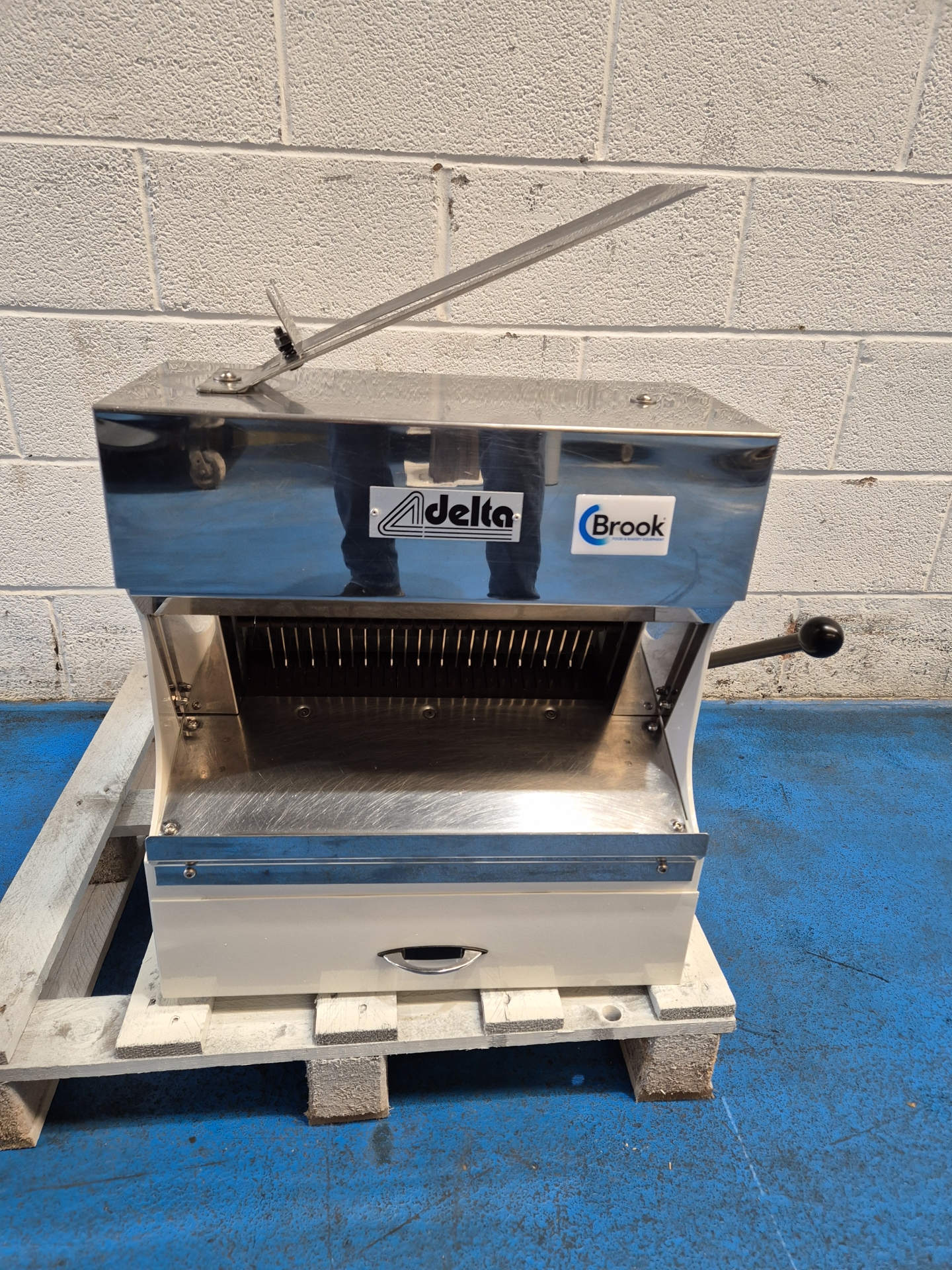Record Delta Table Top Bread Slicer - 14mm Thickness 